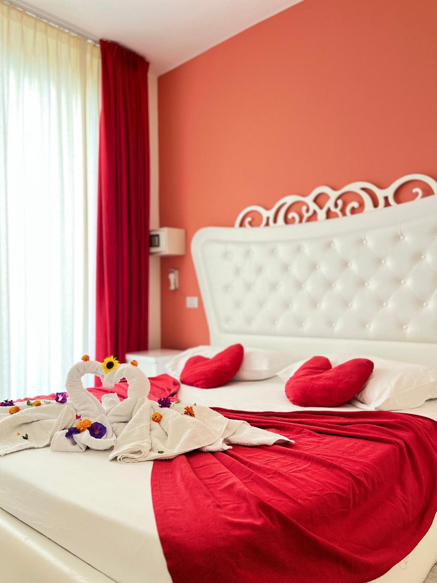 Garden Hotel Radhimë
